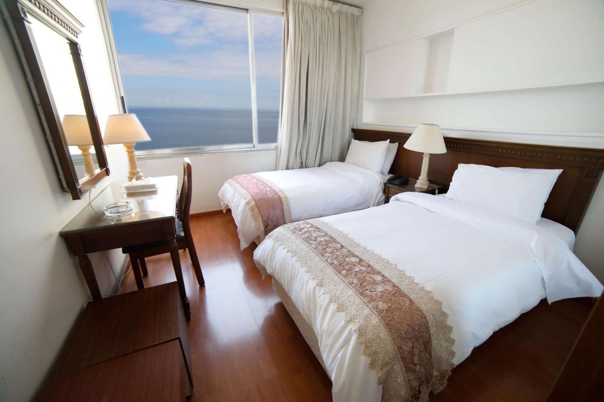 Holiday Home Suites Beirut Ngoại thất bức ảnh