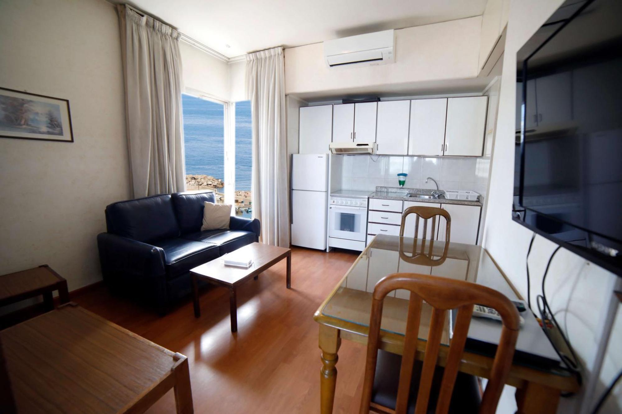 Holiday Home Suites Beirut Ngoại thất bức ảnh