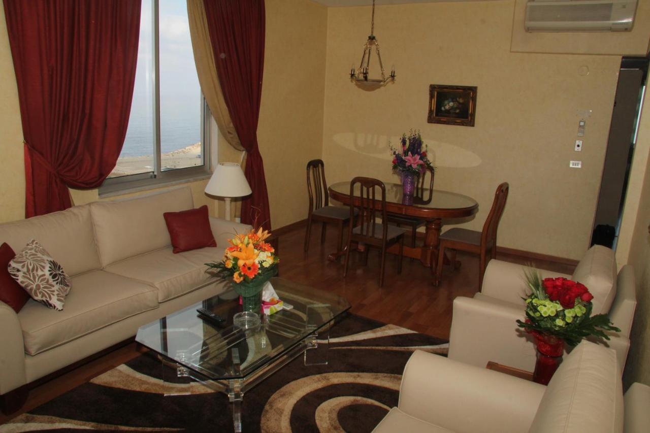 Holiday Home Suites Beirut Ngoại thất bức ảnh